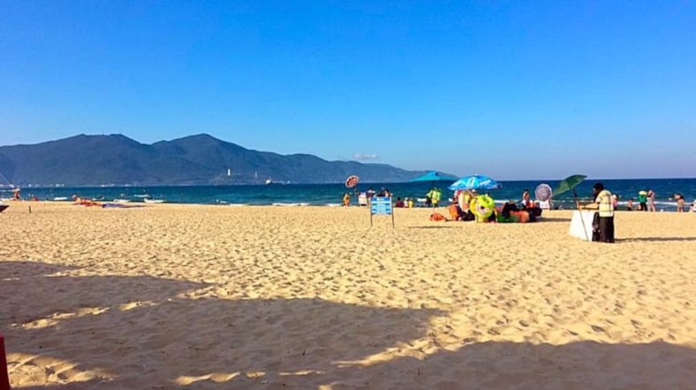 Pham Van Dong Beach_1